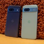 Google Pixel 8a प्रसिद्ध कैमरे के साथ अब 20,000 रुपये के लिए उपलब्ध है: यहाँ खरीदने के लिए यहाँ है