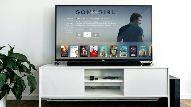 अमेज़ॅन बिक्री के दौरान 13,499 रुपये की शुरुआत में उपलब्ध स्मार्ट टीवी: यहां शीर्ष सौदे