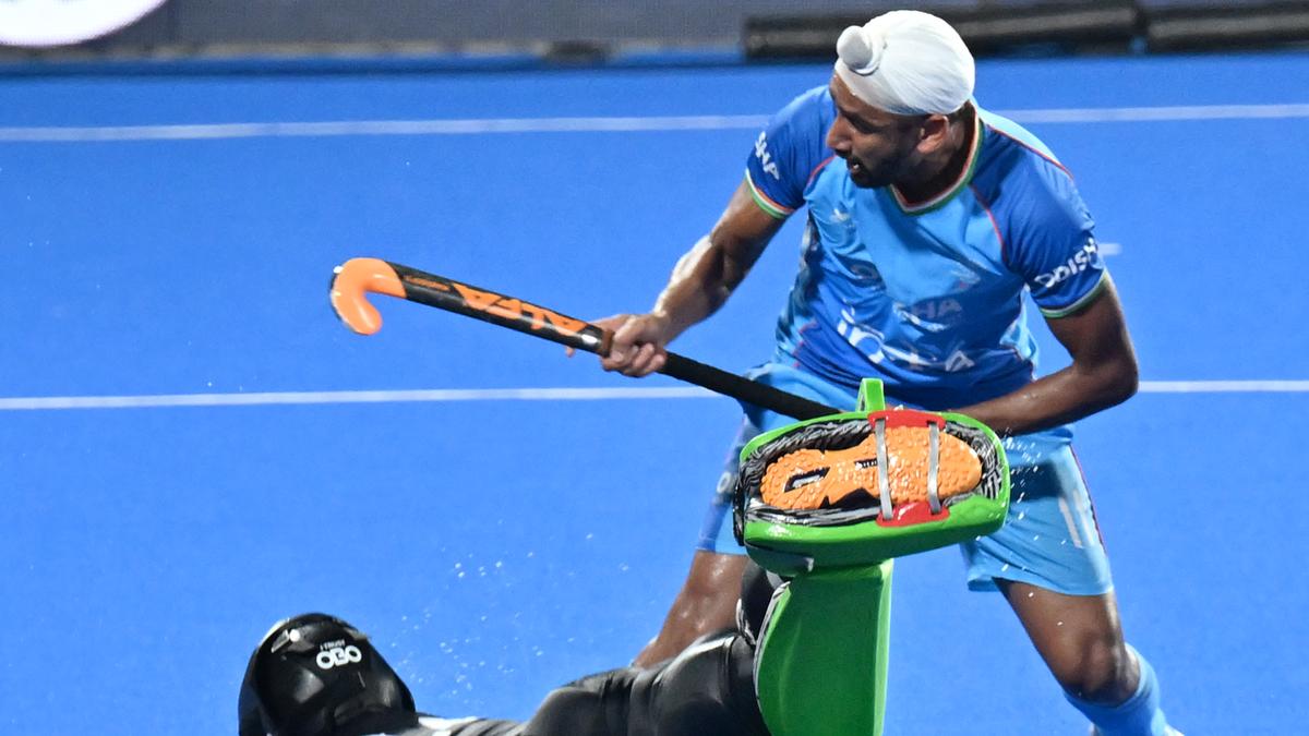 एशिया कप | बेकार भारत अपने पहले सुपर 4 स्थिरता में कोरिया को रखने के लिए रैलियां करता है