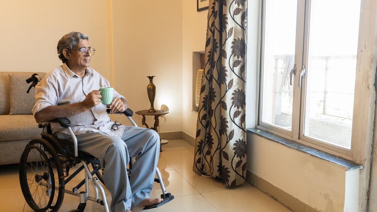 गरिमा और डिजाइन के साथ एजिंग: कैसे वरिष्ठ जीवन को फिर से परिभाषित किया जा रहा है