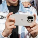 वनप्लस 15 ने स्नैपड्रैगन 8 एलीट जीन 5, नया कैमरा डिज़ाइन और बिग बैटरी के साथ घोषणा की