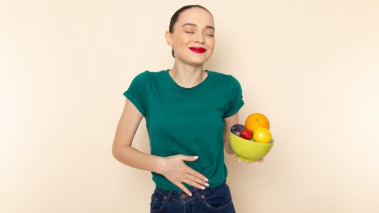 जश्न के बाद सुस्ती महसूस हो रही है? स्वाभाविक रूप से ठीक होने के लिए 7 आंत-अनुकूल उपाय