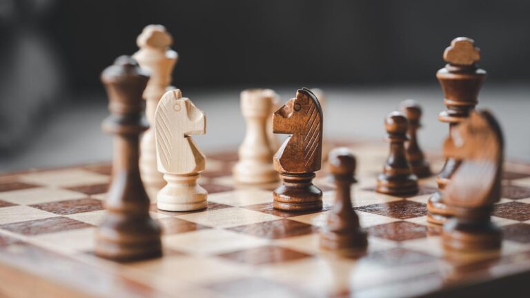 FIDE ने दोहा में विश्व रैपिड, ब्लिट्ज़ कार्यक्रमों के लिए ड्रेस कोड में ढील दी