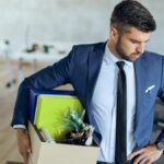 ईमेल इंतज़ार कर सकते हैं: जेन ज़ेड मन की शांति के लिए माइक्रो-रिटायर क्यों हो रहा है