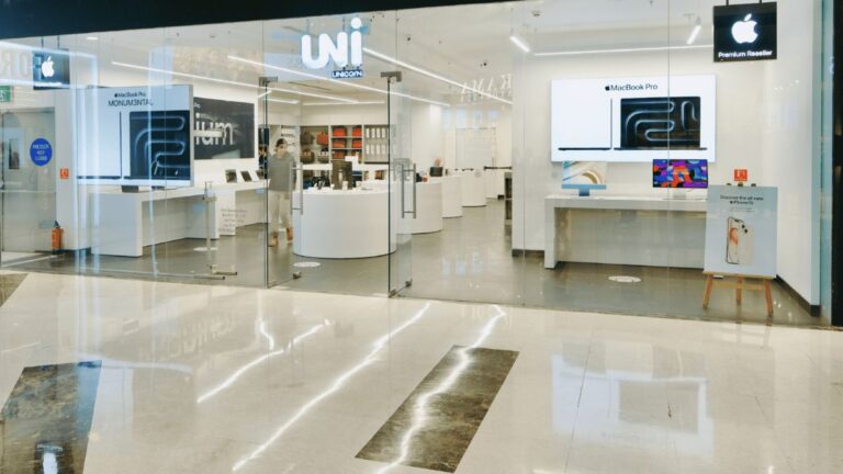 एप्पल 11 दिसंबर को नोएडा में पांचवां भारतीय स्टोर खोलेगा; 2026 में दूसरा मुंबई स्टोर आ रहा है