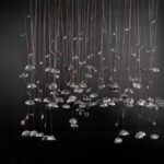 कैसे दिल्ली का एक कला शो लुप्त हो रहे बगीचों को प्रतिबिंबित करने के लिए मूर्तिकला का उपयोग करता है