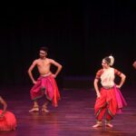 कैसे शर्मिला बिस्वास की कोरियोग्राफी ओडिसी में नए दृष्टिकोण पेश करती है