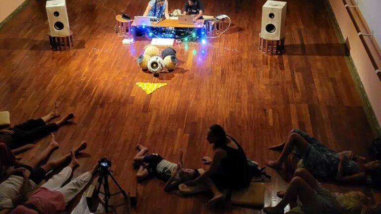 कोझिकोड ने अद्वितीय परिवेश संगीत कार्यक्रम की मेजबानी की, लिसनिंग स्टेट: खंड 1