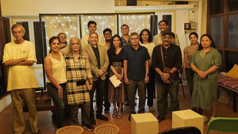 क्रिस्टोफर डॉयल के साथ एक किताबी शाम, महाभारत के विज्ञान और इतिहास को समझाती हुई