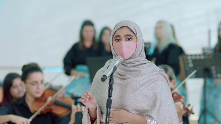 खतीजा रहमान गार्डन ऑफ इकोज़ में कल्याणी नायर के साथ चेन्नई में एक अनोखा कोरल समूह लेकर आई हैं