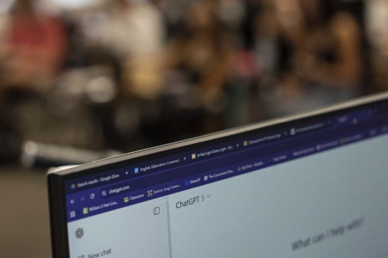 चैटजीपीटी के ईएम डैश के अति प्रयोग को कैसे रोकें? आपको जो सेटिंग बदलनी है