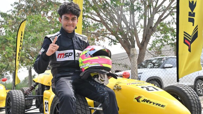 जेके टायर-एफएमएससीआई रेसिंग | ध्रुव एलजीबी फॉर्मूला 4 वर्ग में चैंपियन बनकर उभरे