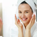 जेन ज़ेड नाटकीय भारी मेकअप के बजाय प्राकृतिक चमक क्यों चुनती है - 8 कारण जो आपको अवश्य जानना चाहिए