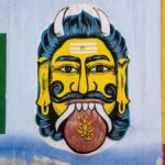 द हिंदूज़ लिट फ़ॉर लाइफ़ अनप्लग्ड की शुरुआत धृष्टी गुड़िया के गुप्त जीवन पर एक संवाद के साथ होती है