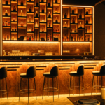 दक्षिण मुंबई में यह नया पड़ोस बार आपको आराम देना चाहता है