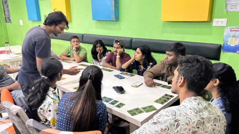 बोर्ड गेम को तिरुवनंतपुरम कैफे में जगह मिलती है