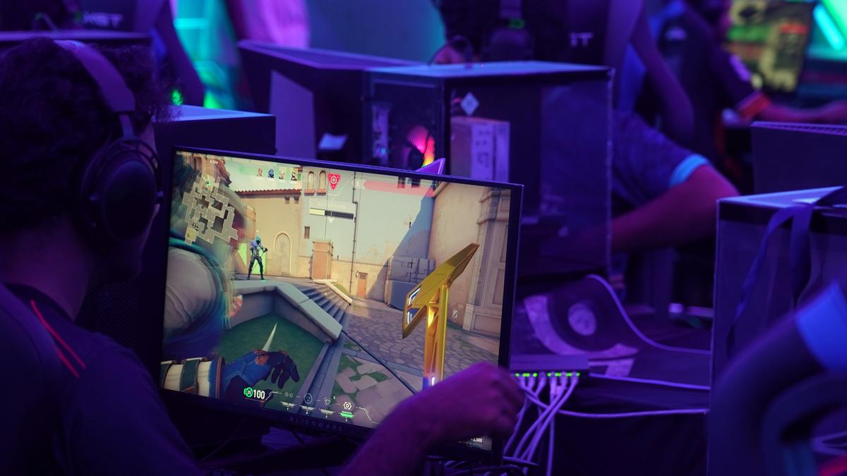 स्ट्रीट फाइटर से वेलोरेंट: क्यों तमिलनाडु ईस्पोर्ट्स पर बड़ा दांव लगा रहा है