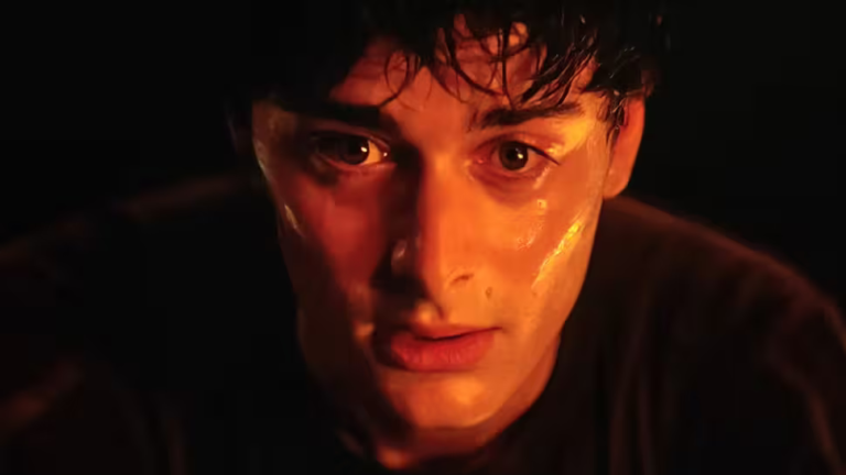 स्ट्रेंजर थिंग्स सीज़न 5 की समीक्षा: पुरानी यादों, अराजकता और एक असाधारण चरित्र जैसे-जैसे सीज़न समाप्ति की ओर बढ़ रहा है