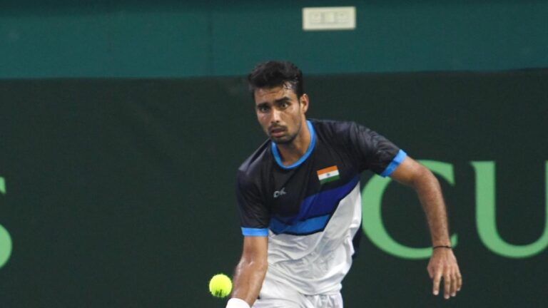 'कठिन परिस्थितियाँ पहेलियाँ सुलझाने जैसी होती हैं। मैं उनका आनंद लेता हूं'