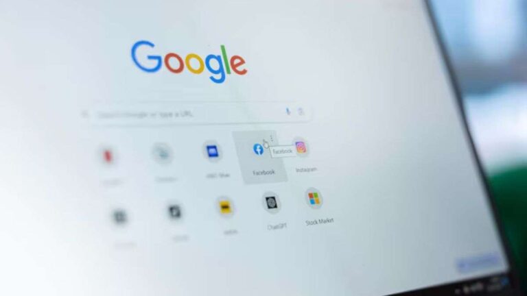Google अनुवाद वास्तविक समय हेडफ़ोन अनुवाद जोड़ता है: सुविधा का उपयोग कैसे करें