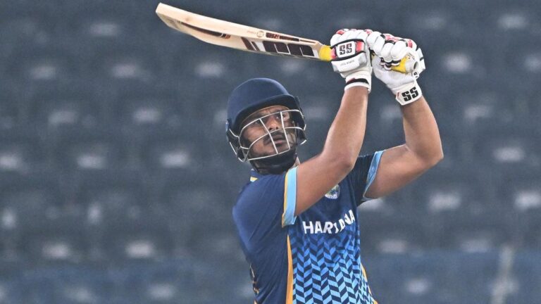 SMAT: हरियाणा ने हैदराबाद को हराया, फाइनल में झारखंड से मुकाबला