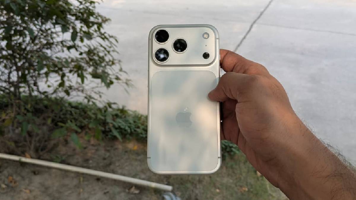 iPhone 17 Pro पर 22,000 रुपये की भारी छूट: पता करें कि यह डील कहां मिलेगी