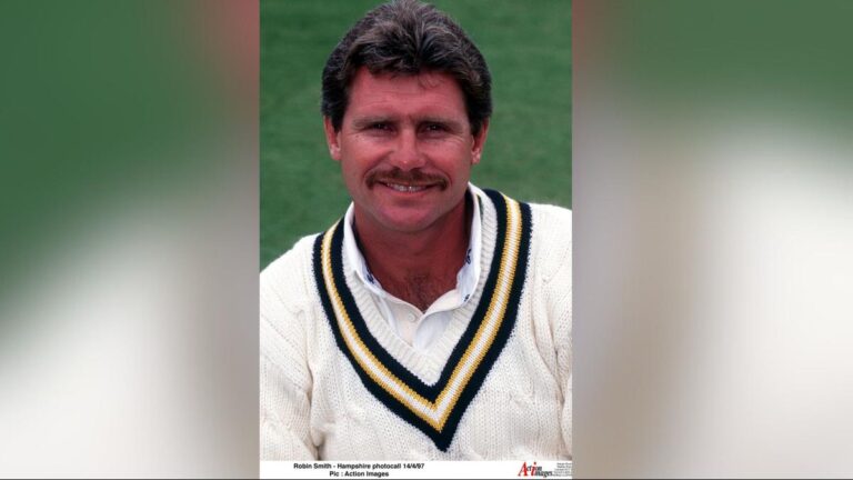 इंग्लैंड के पूर्व क्रिकेटर रॉबिन स्मिथ का 62 साल की उम्र में निधन