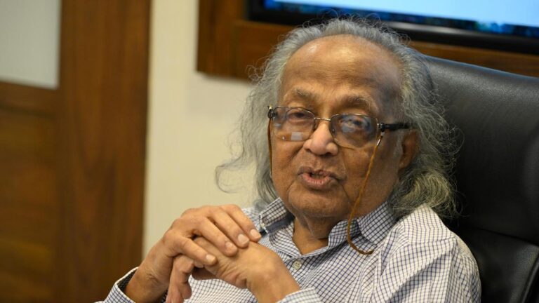 एस. कृष्णास्वामी, उपमहाद्वीपीय इतिहास के उत्कृष्ट इतिहासकार