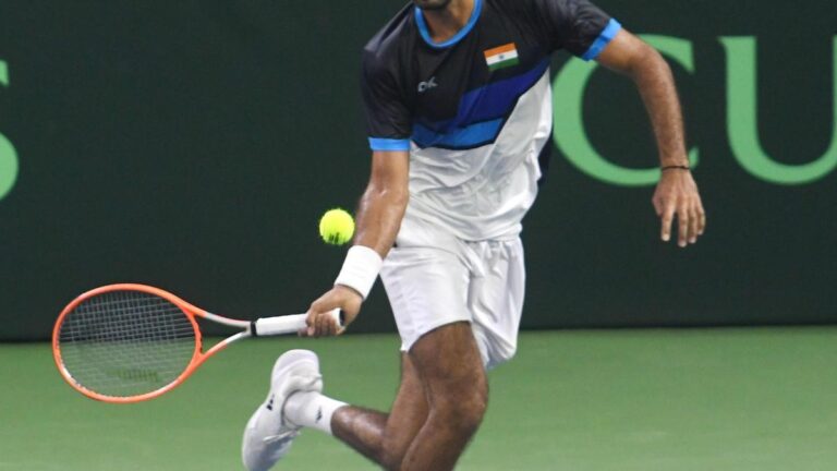 'कठिन परिस्थितियाँ पहेलियाँ सुलझाने जैसी होती हैं। मैं उनका आनंद लेता हूं'