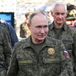 कैसे 70 साल की उम्र में व्लादिमीर पुतिन अपने से आधी उम्र के पुरुषों की तुलना में अधिक कठिन फिटनेस दिनचर्या बनाए रखते हैं