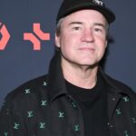 'कॉल ऑफ़ ड्यूटी' के सह-निर्माता विंस ज़म्पेला की 55 वर्ष की उम्र में दुखद कार दुर्घटना में मृत्यु हो गई