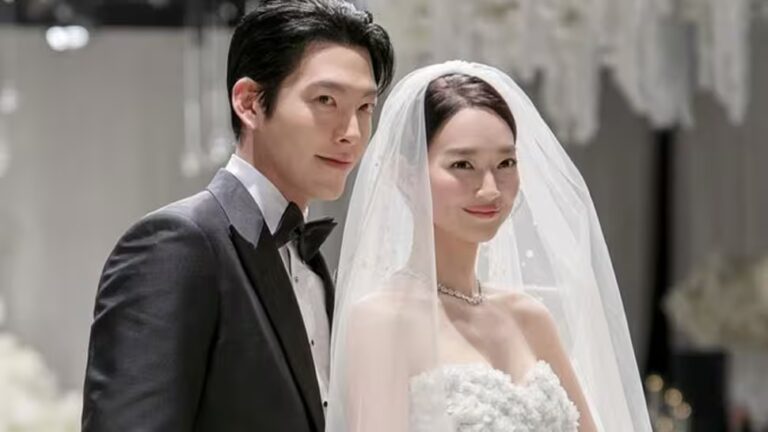 कोरियाई सुपरस्टार किम वू-बिन और शिन मिन-आह ने एक दशक तक डेटिंग के बाद शादी कर ली, उनकी काल्पनिक सफेद शादी की तस्वीरें देखें