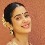 जान्हवी कपूर ने बांग्लादेश में दीपू चंद्र दास की 'बर्बर' हत्या की निंदा की, नेटिज़न्स से प्रशंसा अर्जित की