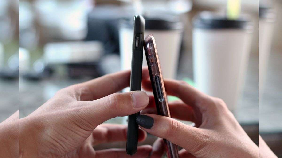 दमदार परफॉर्मेंस और लंबी बैटरी लाइफ वाले 10000 रुपये से कम कीमत वाले टॉप स्मार्टफोन