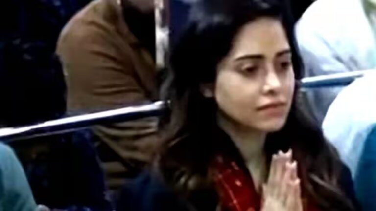 नुसरत भरुचा ने पुत्रदा एकादशी 2025 पर महाकालेश्वर मंदिर का दौरा किया, नए साल से पहले भगवान का आशीर्वाद मांगा