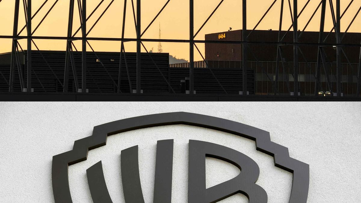 नेटफ्लिक्स ने वार्नर ब्रदर्स डिस्कवरी के लिए बोली जीत ली है क्योंकि ए-लिस्ट फिल्म निर्माताओं ने “खतरनाक” सत्ता परिवर्तन की चेतावनी दी है