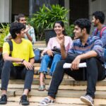 फोकस में अलमारी: कॉलेज के छात्रों की फैशन पसंद वर्ग, लिंग और निर्णय के बारे में क्या बताती है