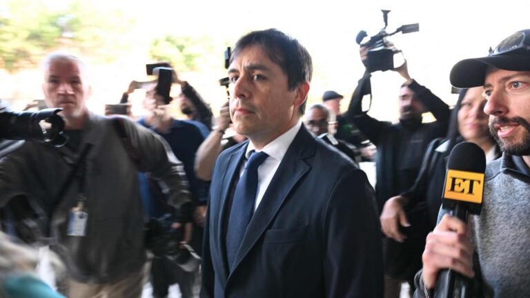 'फ्रेंड्स' स्टार मैथ्यू पेरी को केटामाइन बेचने वाले डॉक्टर को 2.5 साल की जेल हुई