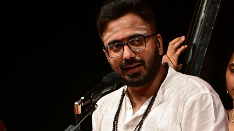 भरत सुंदर का नागस्वरम से प्रेरित 13 मिनट का अभेरी अलापना उनके गायन का सर्वोच्च बिंदु था