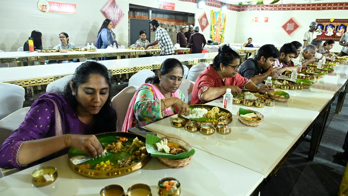 मार्गाज़ी म्यूज़िक सीज़न 2025: चेन्नई में सर्वश्रेष्ठ सभा कैंटीन के लिए एक गाइड