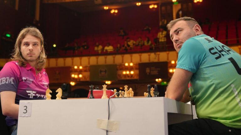 मुम्बा मास्टर्स ने अमेरिकन गैम्बिट्स को हराया