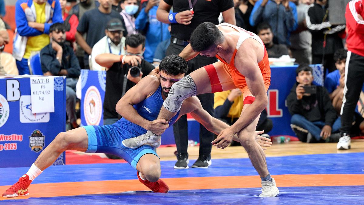 राष्ट्रीय कुश्ती | चोट के बावजूद अमन 61 किग्रा में सर्वोच्च स्थान पर हैं