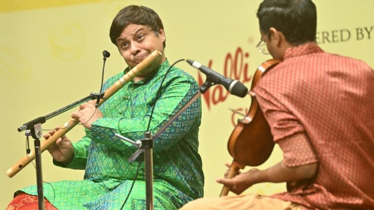 शशांक सुब्रमण्यम के संगीत में वैश्विक संवेदनशीलता के साथ मजबूत कर्नाटक शास्त्रीयता का मिश्रण था