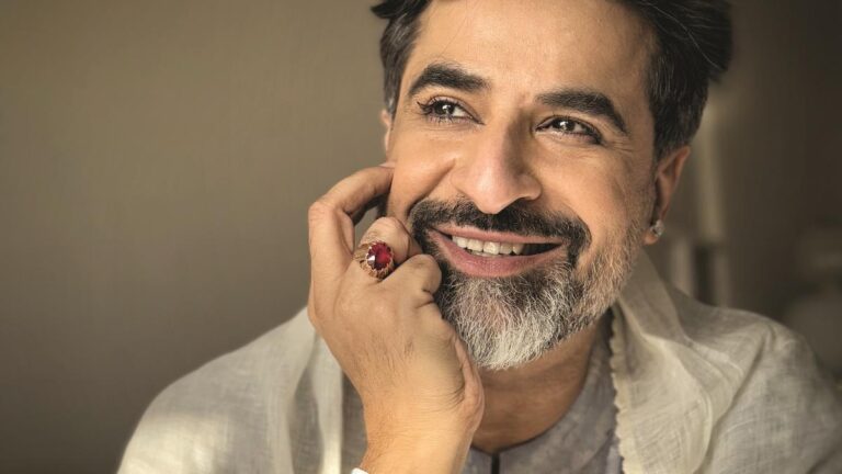 सुवीर सरन, मिशेलिन-तारांकित शेफ, अपने नए संस्मरण, टेल माई मदर आई लाइक बॉयज़ में इसे उजागर करते हैं