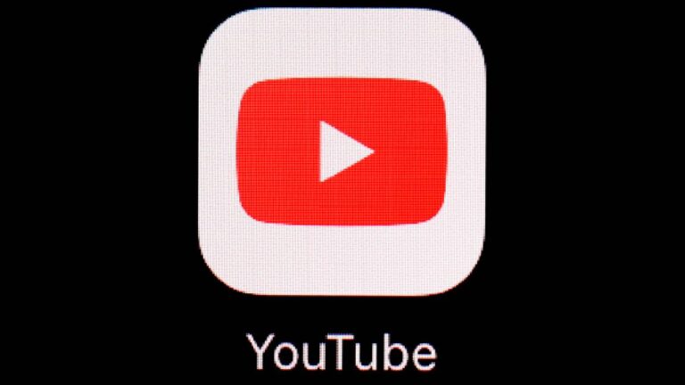 2026 के लिए YouTube का बड़ा AI पुश: निर्माता अपनी समानता का उपयोग करके शॉर्ट्स बनाएंगे, टीवी को बड़ा अपग्रेड मिला