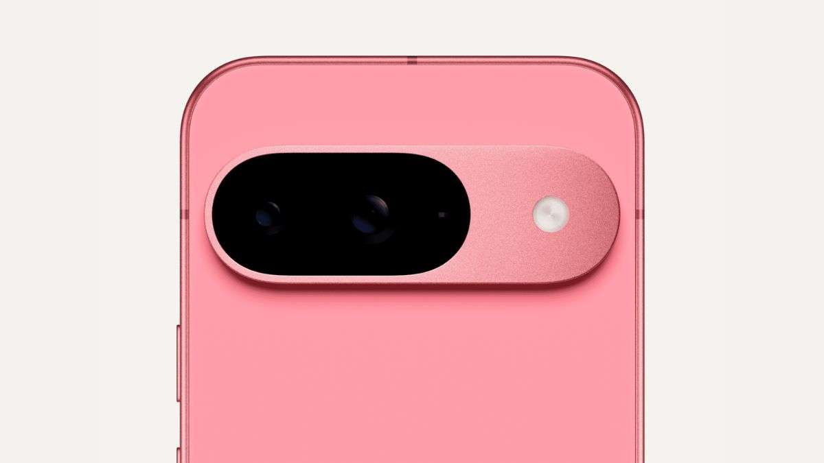 Google Pixel 9 सीरीज़ जल्द ही AirDrop का उपयोग करके सीधे iPhones के साथ फ़ाइलें साझा कर सकती है