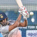 IND vs NZ T20I सीरीज: नीली और काली टोपी वाले पुरुषों के लिए एक आदर्श ड्रेस रिहर्सल