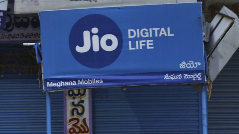 Jio ने 2GB दैनिक डेटा वाले नए किफायती 36-दिन के रिचार्ज प्लान के साथ उपयोगकर्ताओं को प्रसन्न किया है
