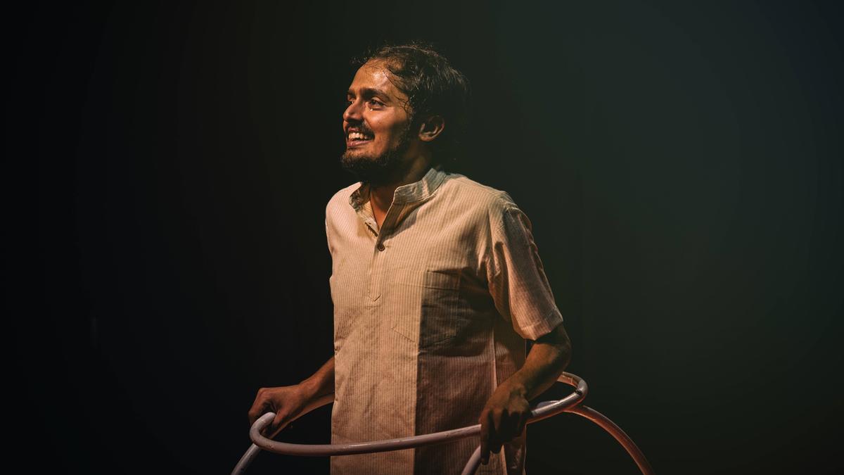 अनिरुद्ध महेश अभिनीत अभिषेक अयंगर की दूसरी सेकंड, सांसारिक विषय पर एक मार्मिक प्रस्तुति है