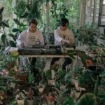 इंडोनेशियाई बैंड बॉटलस्मोकर अपने मधुर संगीत पर